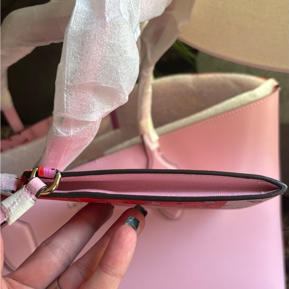 Authentic KATE SPADE Saffiano leather bandana print with wristlet tote bag - Picture 13 of 16